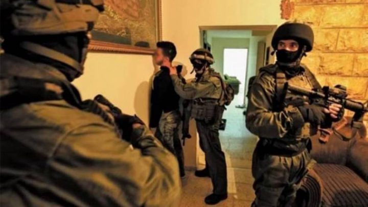 اعتقالات خلال حملة مداهمات لمنازل المواطنين وأخذ مقاسات منزل الشهيد أبو بكر