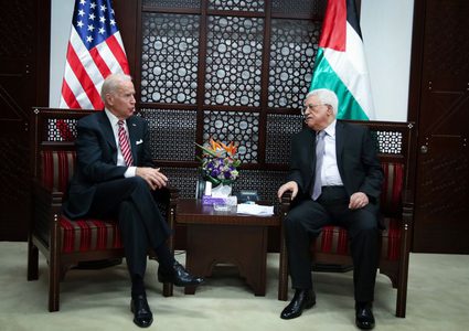 "الشاباك" يحذر من تسارع الانهيار الاقتصادي للسلطة