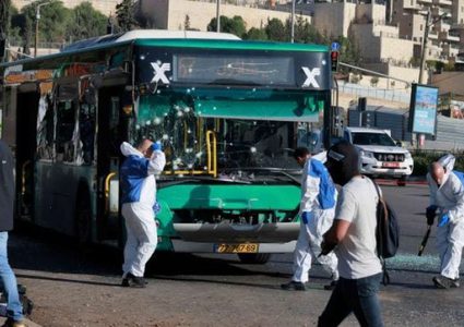 إطلاق نار على حافلة إسرائيلية غرب رام الله