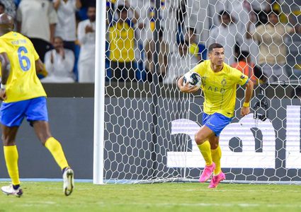 رونالدو يقود النصر للمواجهة الكلاسيكية مع الهلال في نهائي الأندية العربية