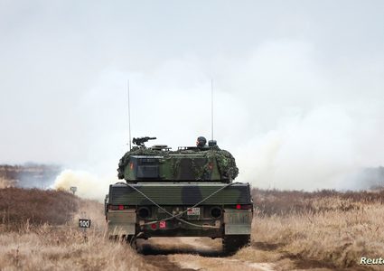 شراء العشرات من الدبابات المستعملة لصالح أوكرانيا