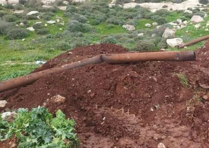 مستوطنون يدمرون شبكة مياه للشرب في بيت لحم