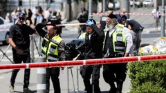 إصابة مستوطن بعملية طعن في بتاح تكفا