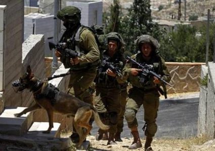 الاحتلال يداهم منزل أسير في قرية جلبون