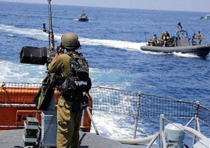 بحرية الاحتلال تعتقل صيادين قبالة بحر مدينة غزة