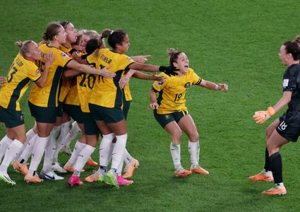 مونديال السيدات: أستراليا تهزم فرنسا وتبلغ نصف النهائي للمرة الأولى