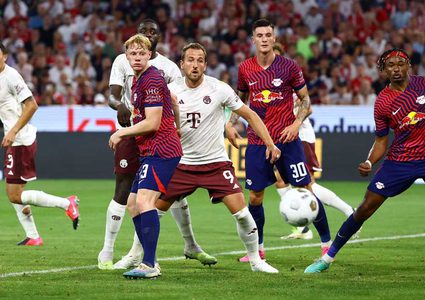 أولمو يصعق بايرن بثلاثية ويتوج لايبزيغ بكأس السوبر