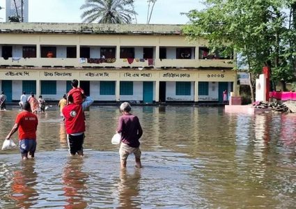 55  قتيلا على الأقل جراء فيضانات في بنغلادش
