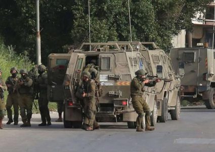 الاحتلال يعتقل شابين من طولكرم