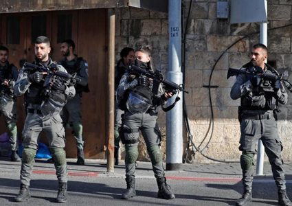 الاحتلال يعتقل شابين من القدس