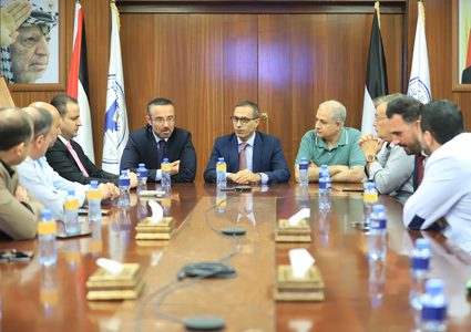 القنصل الإيطالي يعرب عن فخره بجامعة النجاح لحفاظها على صدارتها