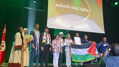 جامعة النجاح تحتفي بطلبتها في الفريق المسرحي الذي حصد جائزة في مهرجان دولي بتونس