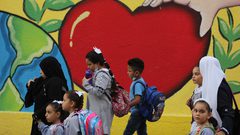 أخصائي تربوي ونفسي يوجه نصائح للأهالي لتهيئة أطفالهم للمرحلة الابتدائية