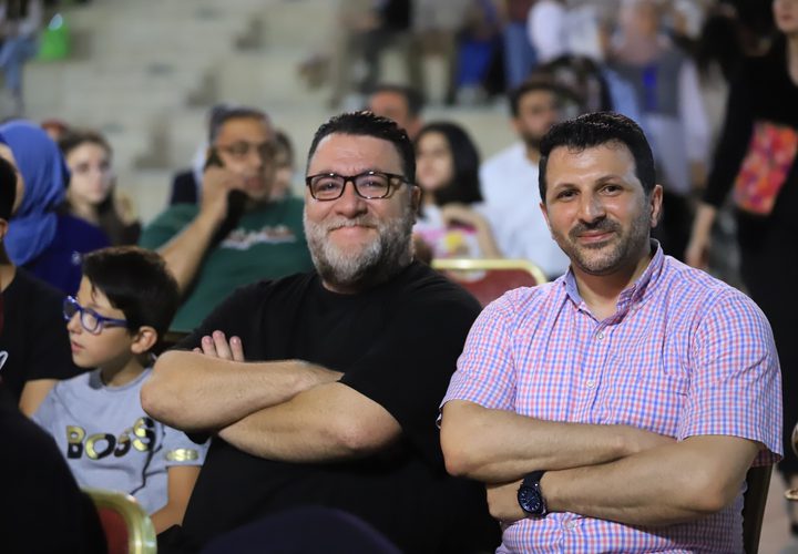 أحيت فرقة الحنونة الشعبية حفلا ثقافيا وطنيا في جامعة النجاح الوطنية على مسرح المرحوم حكمت المصري بحضور رئيس الجامعة أ.د عبد الناصر زيد و عدد من مساعديه وحشد كبير من الجمهور ،ويأتي هذا الحفل ضمن فعاليات حملة نورت النجاح إيذانا باستقبال الطلبة الجدد للفصل الدراسي 2023_2024.