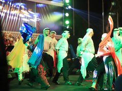 أحيت فرقة الحنونة الشعبية حفلا ثقافيا وطنيا في جامعة النجاح الوطنية على مسرح المرحوم حكمت المصري بحضور رئيس الجامعة أ.د عبد الناصر زيد و عدد من مساعديه وحشد كبير من الجمهور ،ويأتي هذا الحفل ضمن فعاليات حملة نورت النجاح إيذانا باستقبال الطلبة الجدد للفصل الدراسي 2023_2024.