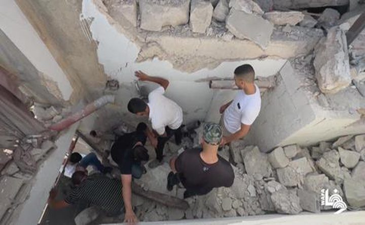 الأمن الوطني يباشر بترميم منزل الشهيد الكستوني