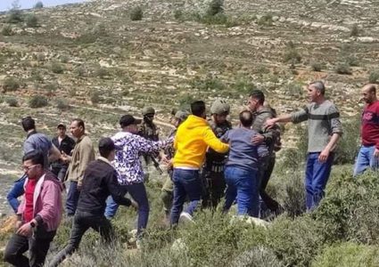 إصابات و حالات اختناق خلال مواجهات مع الاحتلال في قريوت