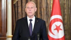 في أزمة الخبز :  رئيس تونس يتوعد بمحاربة المحتكرين والمضاربين