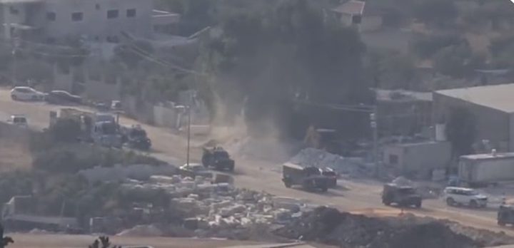 قوات الاحتلال تقتحم بيتا و تداهم مسجدا ومحلا تجاريا