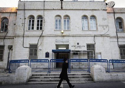 سلطات الاحتلال تحكم بالسجن الفعليّ على أسيرَين من بيت لحم