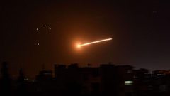 إسرائيل تقصف أهدافاً على مشارف دمشق