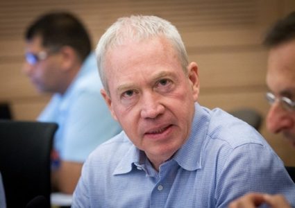 غالانت يوعز بسحب تصاريح عائلة منفذي عملية الخليل