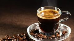 كيف يؤثر الكافيين في نسبة الدهون في الجسم وهل يسبب السكري؟