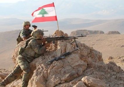 قتيلان و3 إصابات في تحطم هليكوبتر عسكرية بمحافظة جبل لبنان