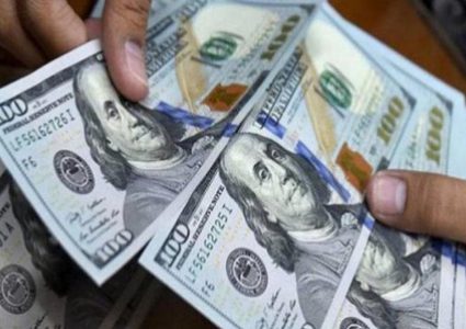 انخفاض ملحوظ على سعر صرف الدولار مقابل الشيكل