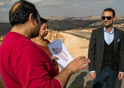 مستثمر فلسطيني يرفع دعوى تعويض بـ 18 مليون شيكل ضد مستوطنين