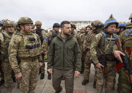 الرئاسة الأوكرانية: الجيش يتقدم جنوبا والخطوط الدفاعية الروسية تتصدع