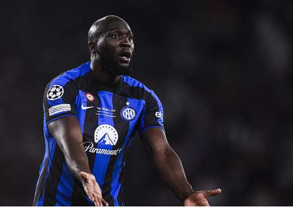 برشلونة يعلن موقفه من ضم لوكاكو