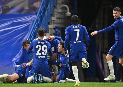 تشيلسي يستعيد توازنه بثلاثية أمام لوتون تاون