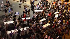 عشرات الآلاف يتظاهرون ضد حكومة نتنياهو المتطرفة