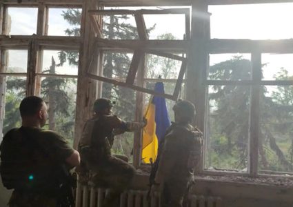 أوكرانيا تشن هجوماً كبيراً على قاعدة للجيش الروسي في القرم