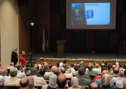 جامعة النجاح الوطنية تكرم باحثيها المتميزين والحاصلين على جوائز علمية للعام 2022