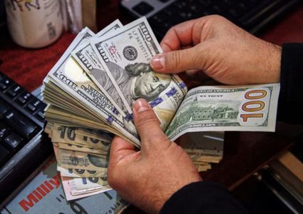 خبير اقتصادي: شهر سبتمبر حاسم لمسار الدولار مقابل الشيكل