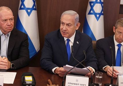 مسؤولون بالليكود يحذرون من انهيار حكومة الاحتلال