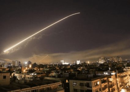 عدوان إسرائيلي يستهدف مطار حلب ويخرجه عن الخدمة