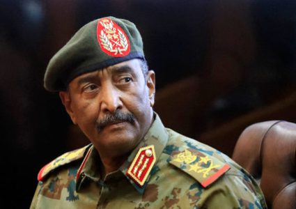 البرهان يتوجه إلى ‎مصر للقاء السيسي وبحث التطورات بالسودان