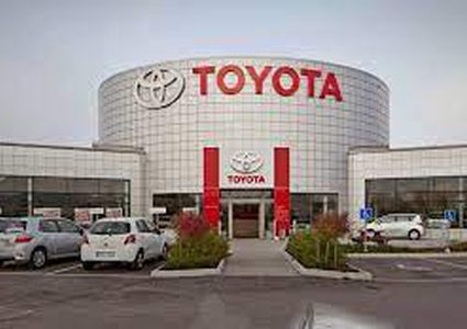 مصانع تويوتا في اليابان تتوقف عن الإنتاج بسبب خلل تقني