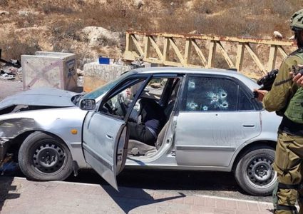 إصابة شاب برصاص الاحتلال بزعم محاولته تنفيذ عملية