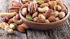 أطعمة يجب الامتناع عن تناولها على معدة فارغة