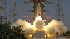 الهند تطلق أول مهمة فضائية لدراسة الشمس