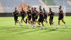 المنتخب الوطني يصل مسقط ويجري حصته التدريبية الأولى تحضيرا لمواجهة عُمان