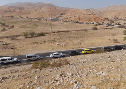 قوات الاحتلال تغلق حاجزي تياسير والحمرا في الأغوار الشمالية من كافة الاتجاهات