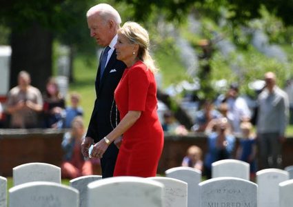 إصابة زوجة جو بايدن بفيروس كورونا