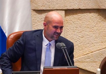 رئيس الكنيست : نحن الآن على مفترق طرق حاد