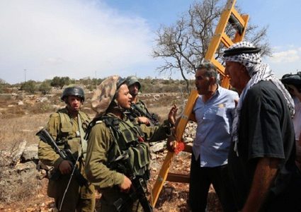 طولكرم : الاحتلال يمنع المزارعين من الوصول إلى أراضيهم لليوم الثامن