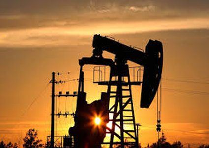 أسعار النفط تتراجع وسط استمرار مخاوف الطلب